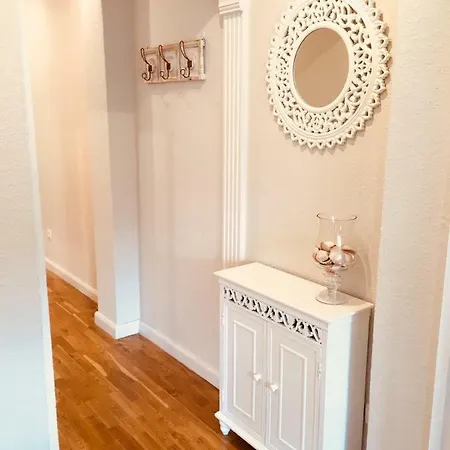 Camposagrado Apartment *